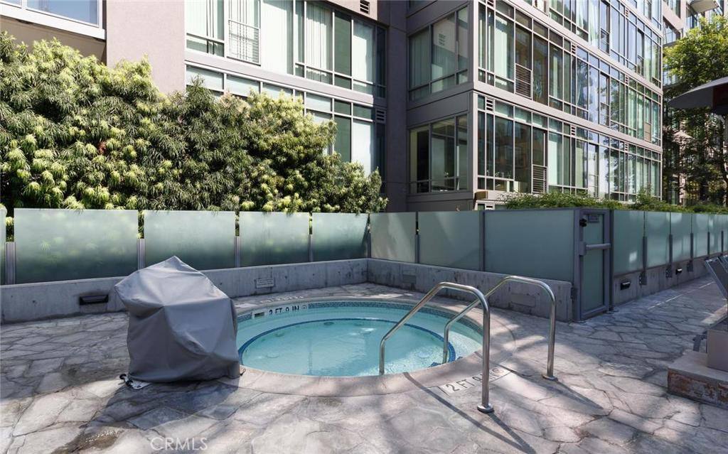 Apartment for rent at 1100 S Hope St #1213, Los Angeles, CA 90015