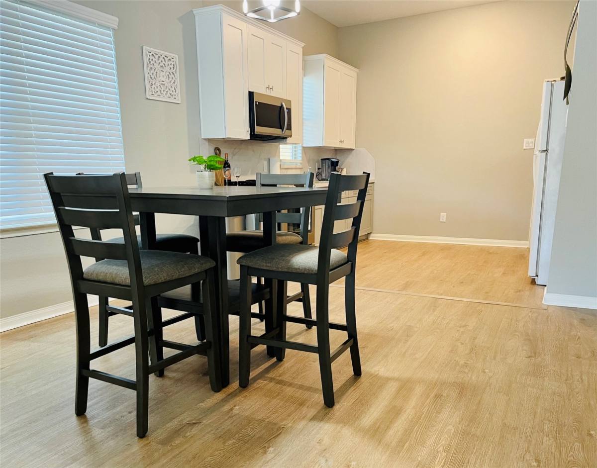 Apartment for rent at 1714 Mary St #1714A, Houston, TX 77026