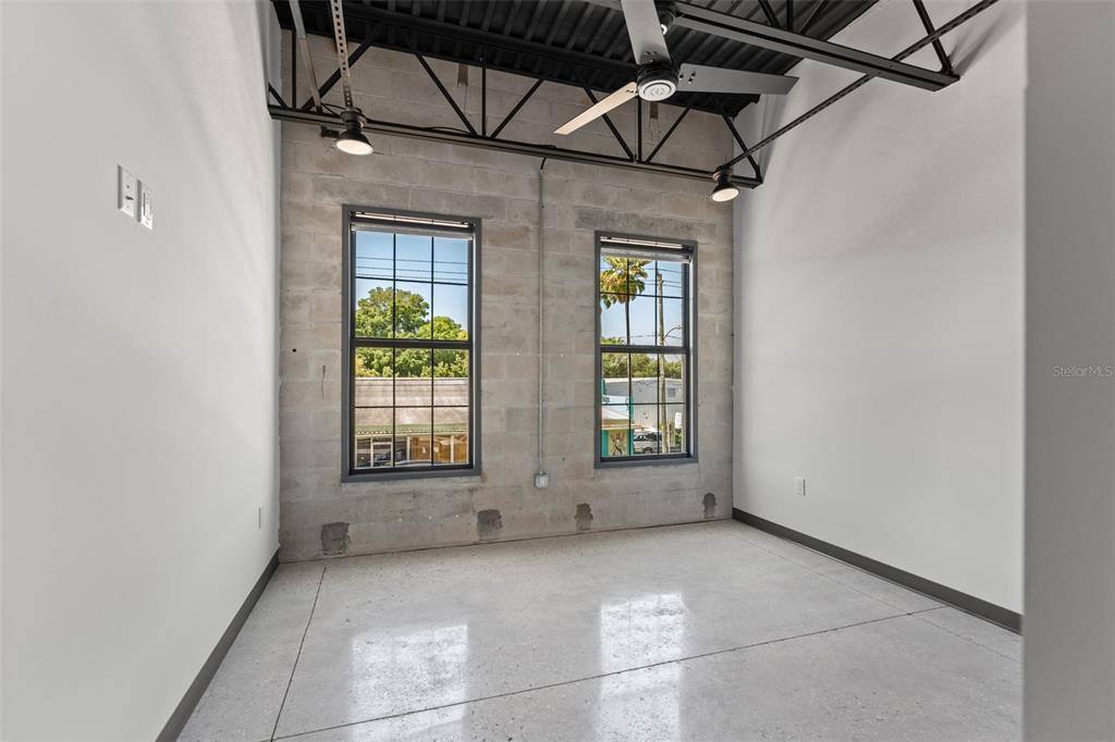 Apartment for rent at 902 E Curtis St #902-1, Tampa, FL 33603
