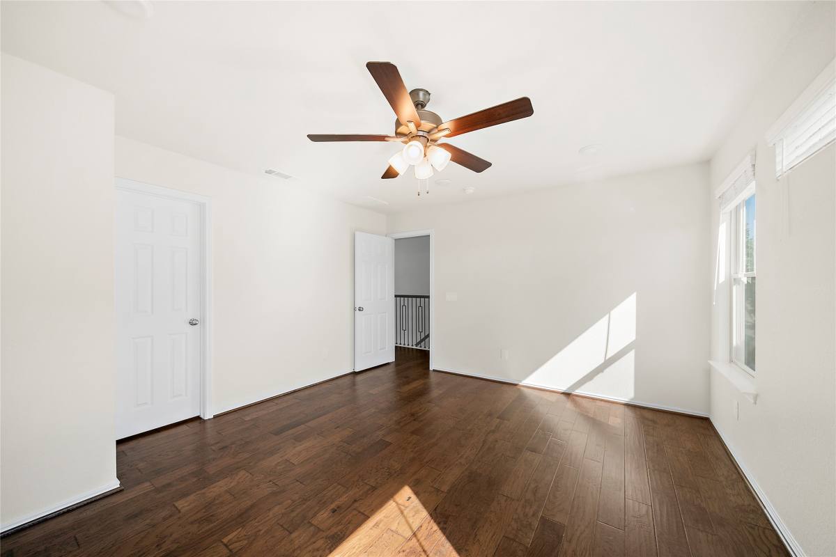 Apartment for rent at 3411 Ovids Orchard Dr, Houston, TX 77054