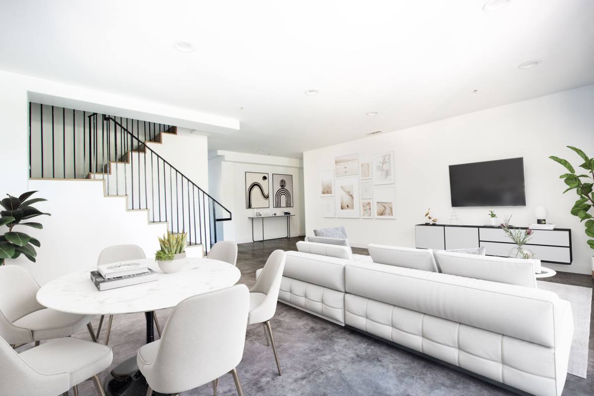 Townhouse for rent at 1342 N Highland Ave, Los Angeles, CA 90028