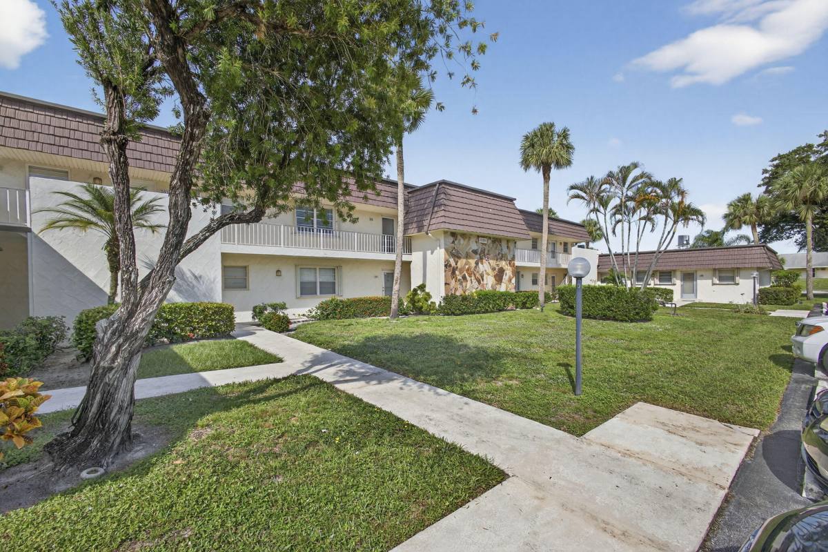 Condo for rent at 12001 Poinciana Blvd #204, West Palm Beach, FL 33411