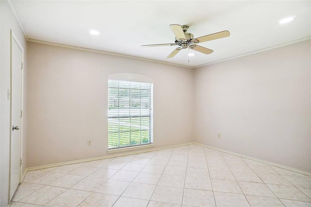 Apartment for rent at 4857 Ledgestone Court, Fort Worth, TX 76132