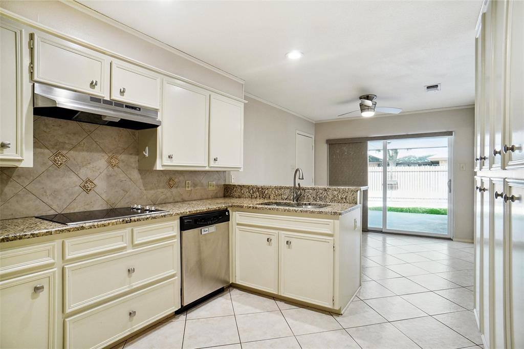 Apartment for rent at 4857 Ledgestone Court, Fort Worth, TX 76132