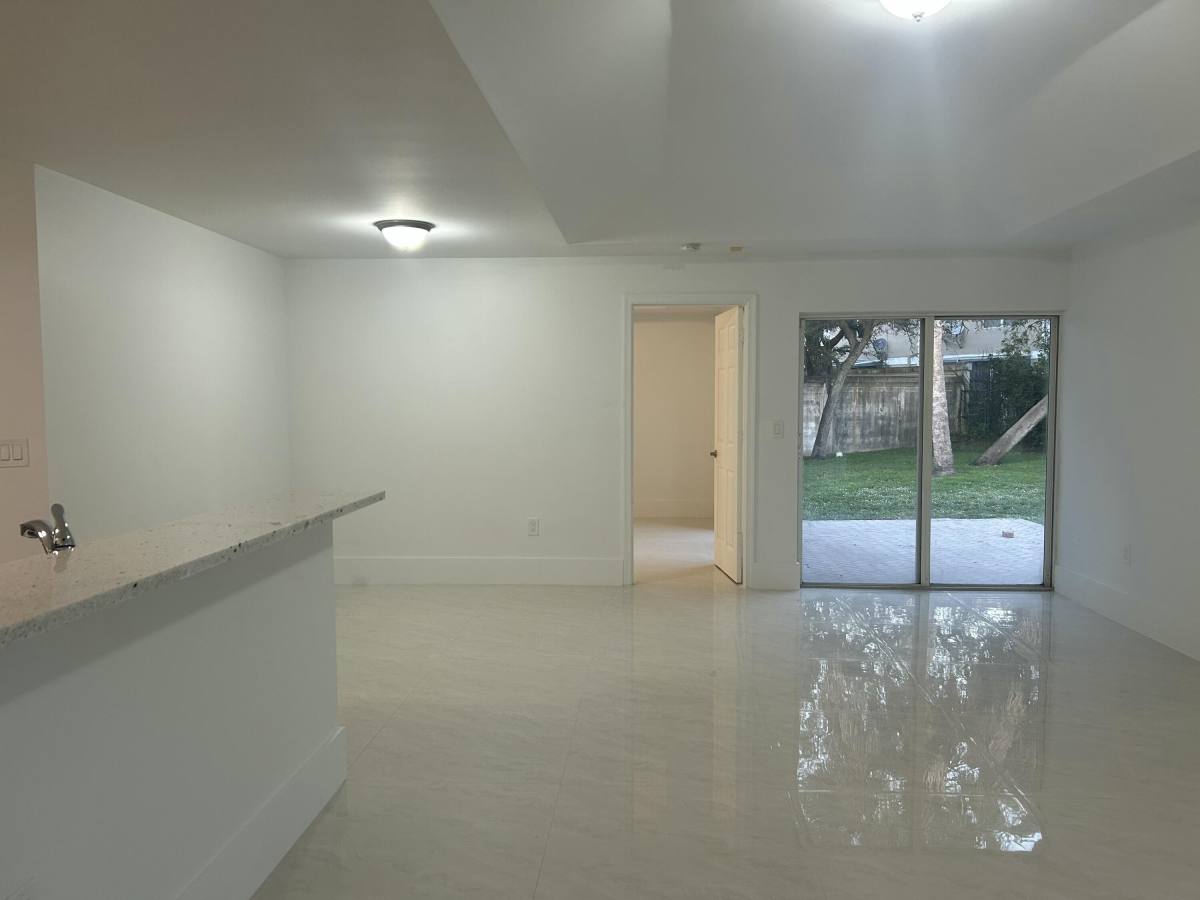 Apartment for rent at 9201 NW 55th St, Fort Lauderdale, FL 33351