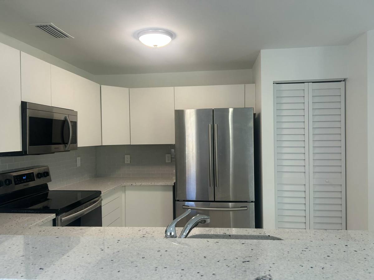 Apartment for rent at 9201 NW 55th St, Fort Lauderdale, FL 33351