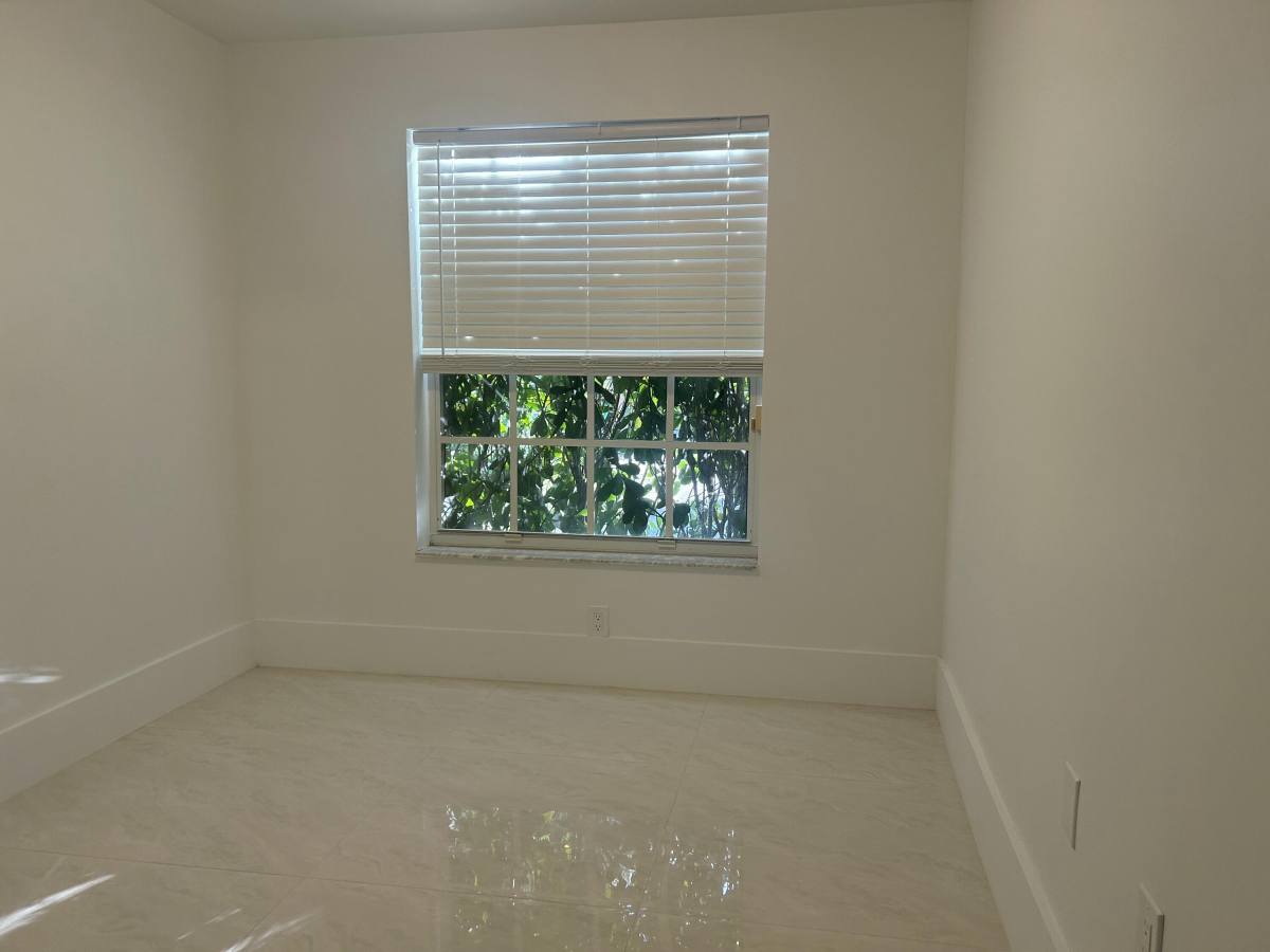 Apartment for rent at 9201 NW 55th St, Fort Lauderdale, FL 33351