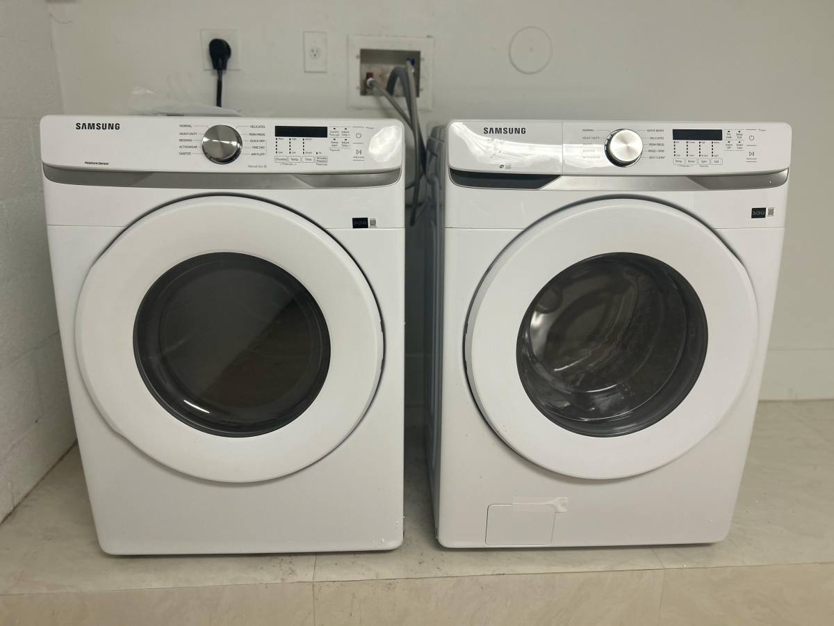 Apartment for rent at 9201 NW 55th St, Fort Lauderdale, FL 33351