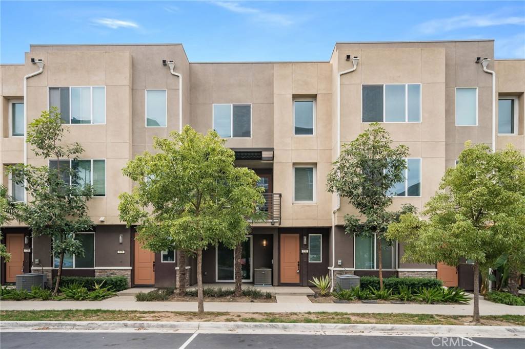 Townhouse for rent at 130 Unity #130, Irvine, CA 92614