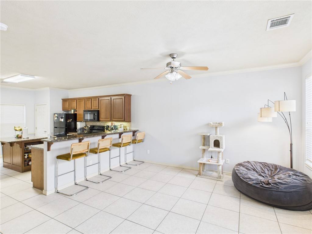 Apartment for rent at 138 Forest Dr #138, College Station, TX 77840