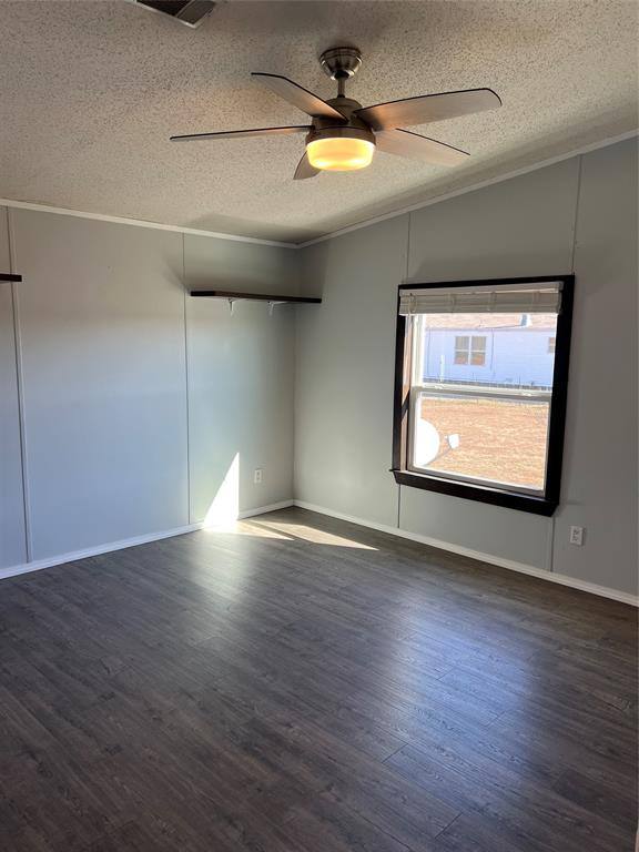 Apartment for rent at 21585 County Rd #638, Nevada, TX 75173