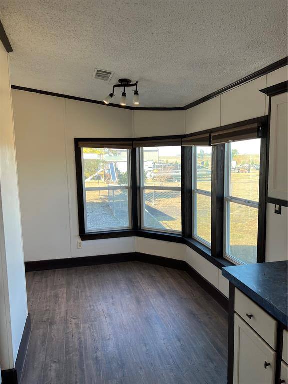 Apartment for rent at 21585 County Rd #638, Nevada, TX 75173