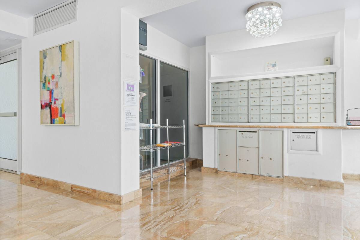 Apartment for rent at 3580 S Ocean Blvd #35808B, Palm Beach, FL 33480
