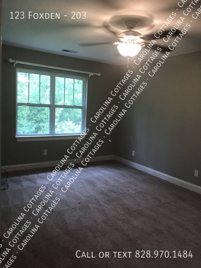 Townhouse for rent at 123 Foxden #203, Fletcher, NC 28732