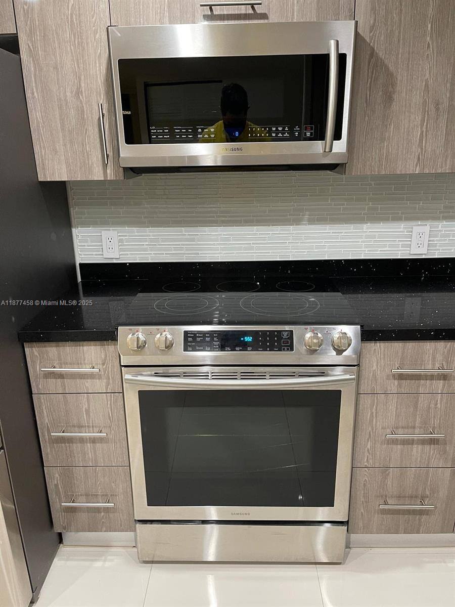 Condo for rent at 2801 NE 183rd St #28011909W, North Miami Beach, FL 33160