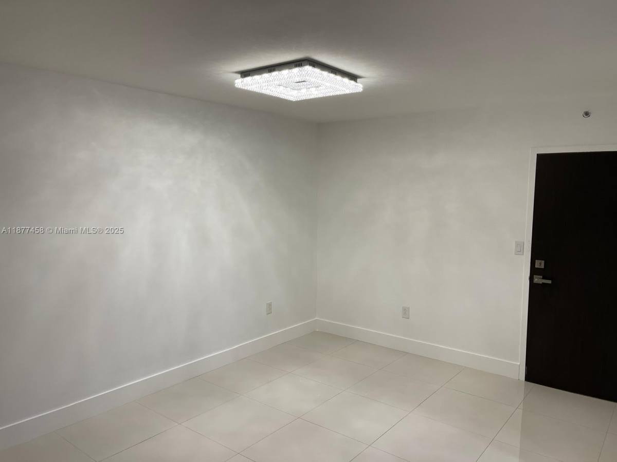 Condo for rent at 2801 NE 183rd St #28011909W, North Miami Beach, FL 33160