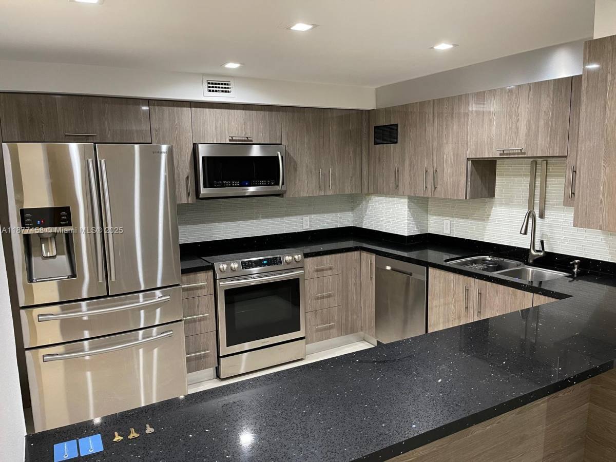 Condo for rent at 2801 NE 183rd St #28011909W, North Miami Beach, FL 33160
