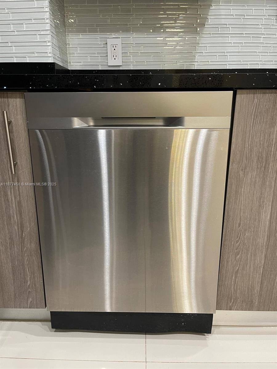 Condo for rent at 2801 NE 183rd St #28011909W, North Miami Beach, FL 33160