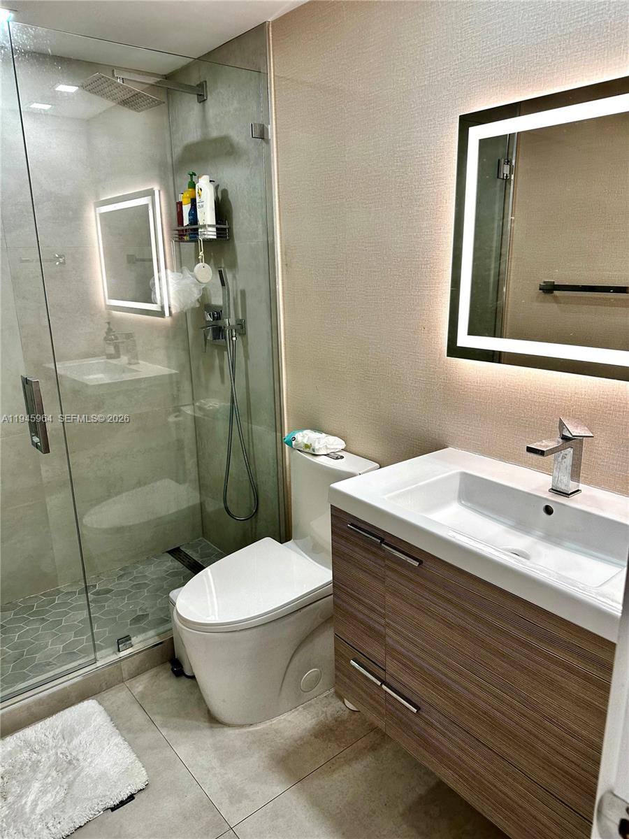 Apartment for rent at 400 Kings Point Dr #1517, North Miami Beach, FL 33160