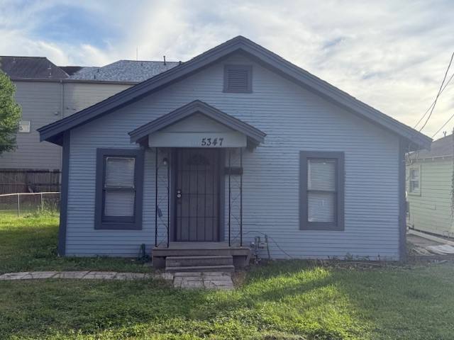 Apartment for rent at 5347 Petty St, Houston, TX 77007