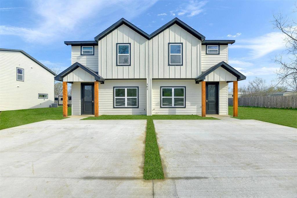 Apartment for rent at 301 Anderson St #301B, Whitesboro, TX 76273
