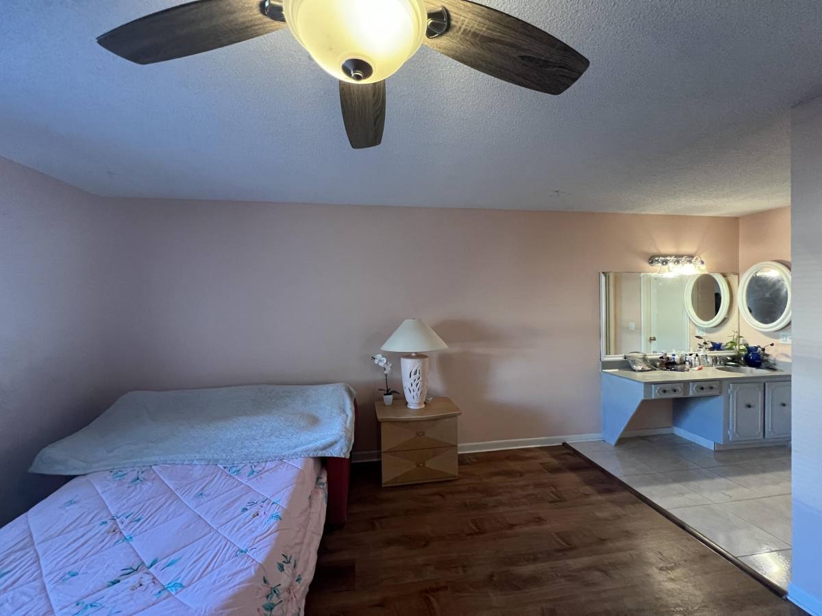 Apartment for rent at 1150 Boxwood Dr #202, Delray Beach, FL 33445