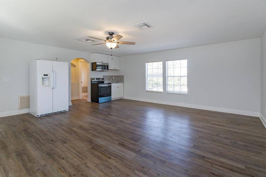 Apartment for rent at 7121 Blue Indigo Crescent, Winter Garden, FL 34787