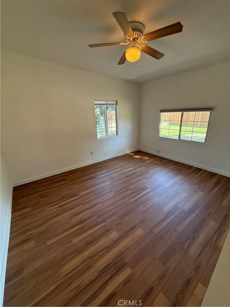 Apartment for rent at 19148 Saticoy St, Reseda, CA 91335