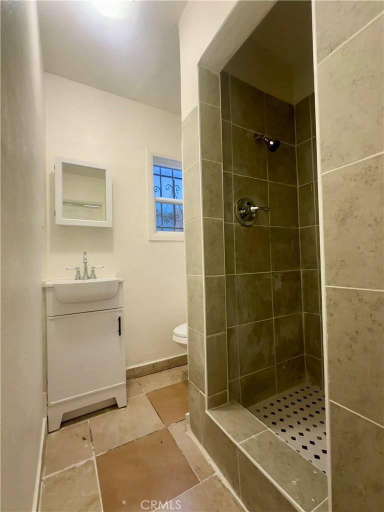 Apartment for rent at 113 W 97th St #113, Los Angeles, CA 90003