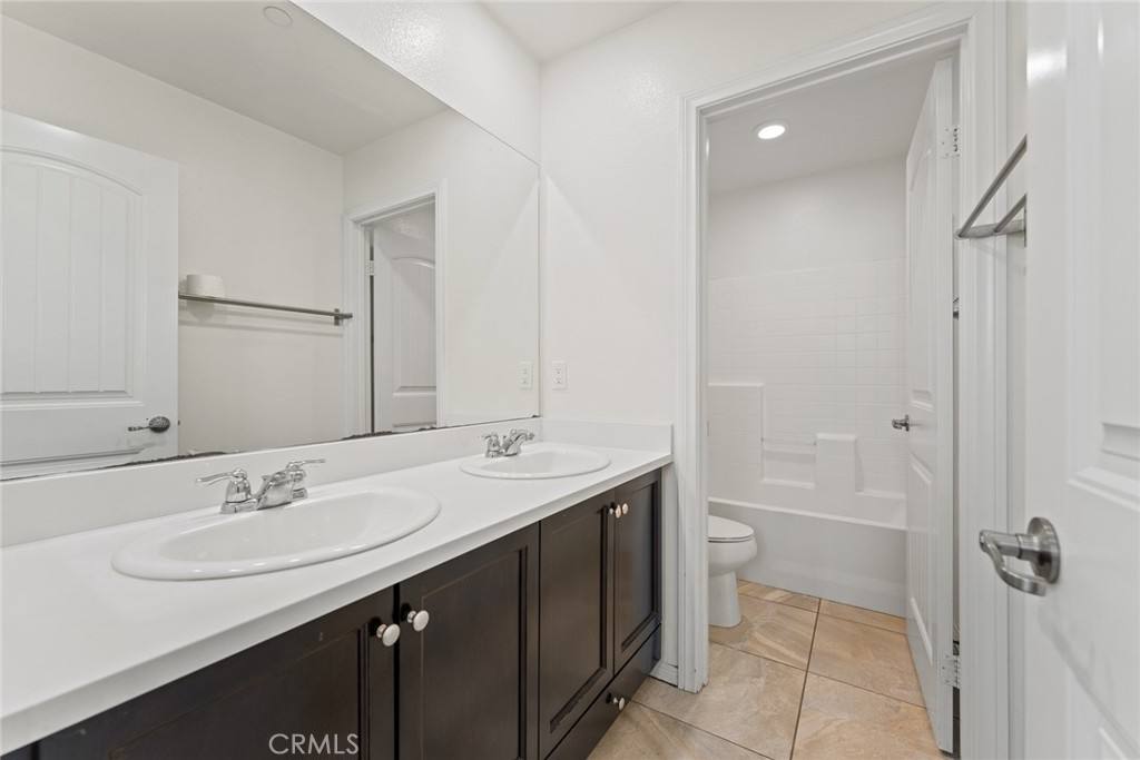 Apartment for rent at 8022-8022 Sea Salt Ave, Fontana, CA 92336