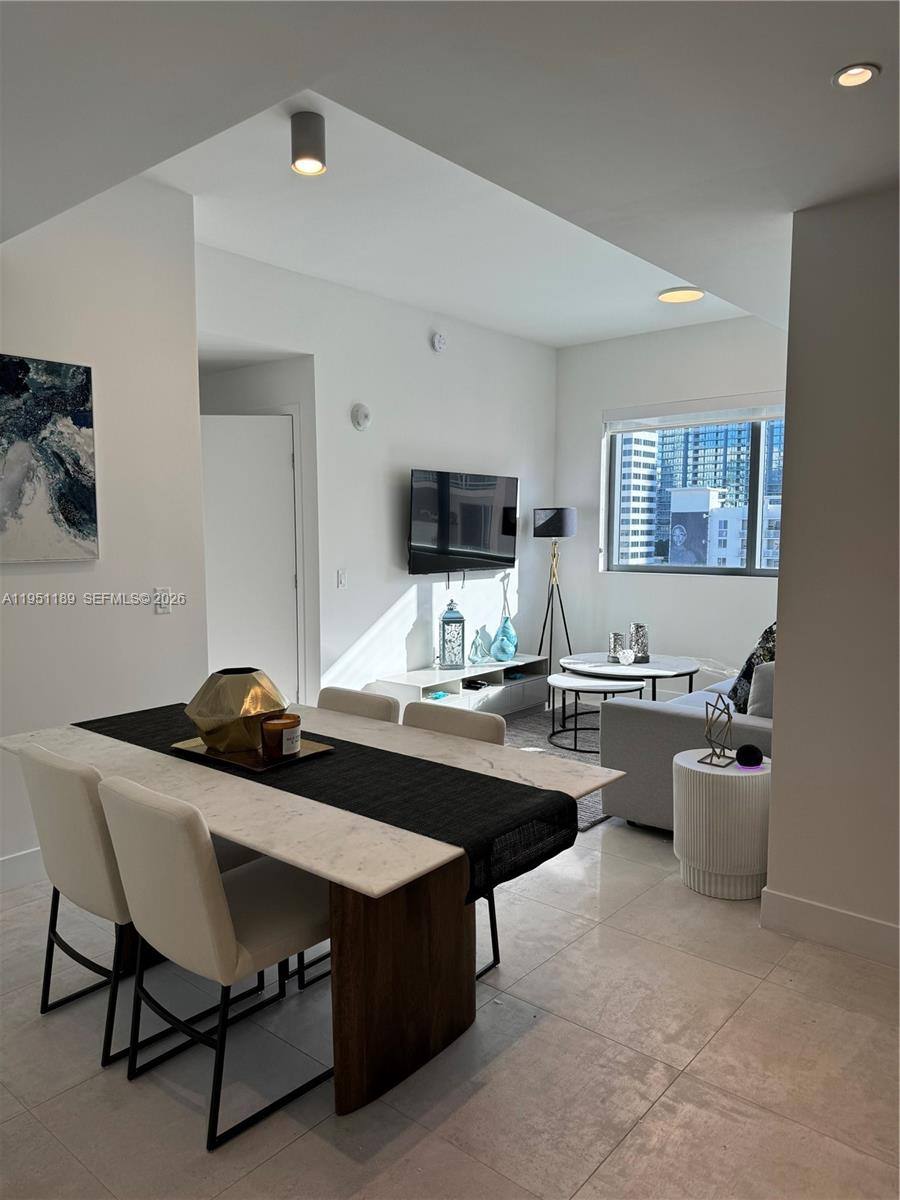 Apartment for rent at 239 SW 9th St #1405, Miami, FL 33130