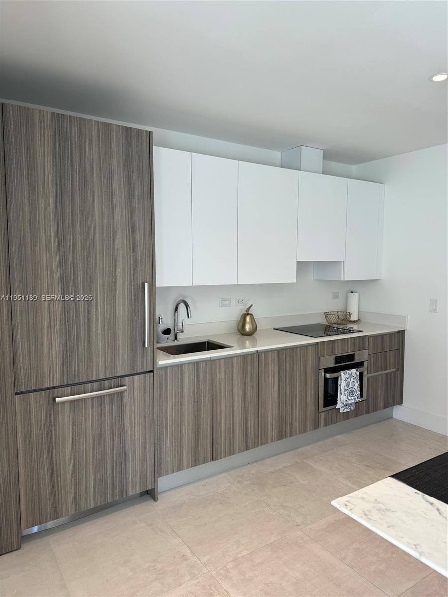 Apartment for rent at 239 SW 9th St #1405, Miami, FL 33130