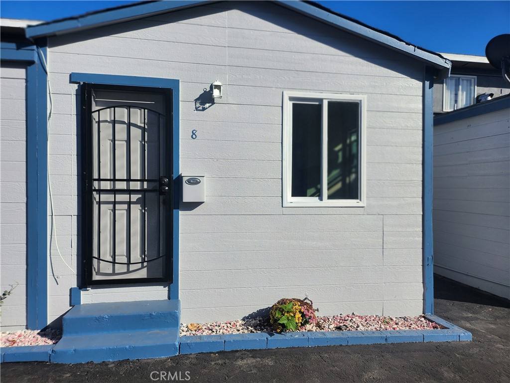 Apartment for rent at 3717 W Imperial Highway 3717-8, Inglewood, CA 90303