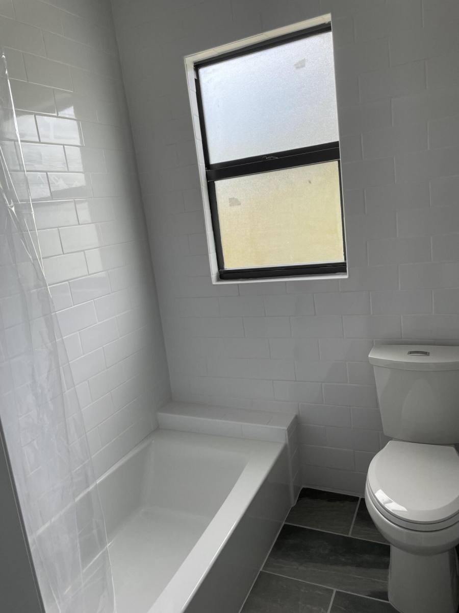 Apartment for rent at 432 15th St #432-2, West Palm Beach, FL 33401