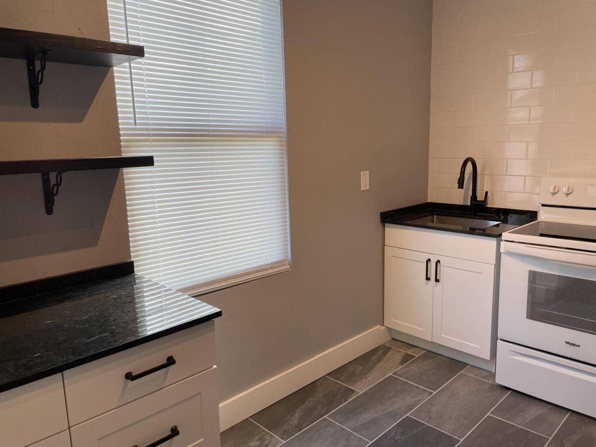 Apartment for rent at 432 15th St #432-2, West Palm Beach, FL 33401