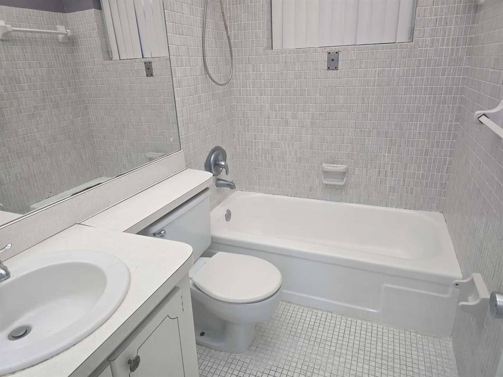 Apartment for rent at 1320 NW 43 Terrace, Fort Lauderdale, FL 33313