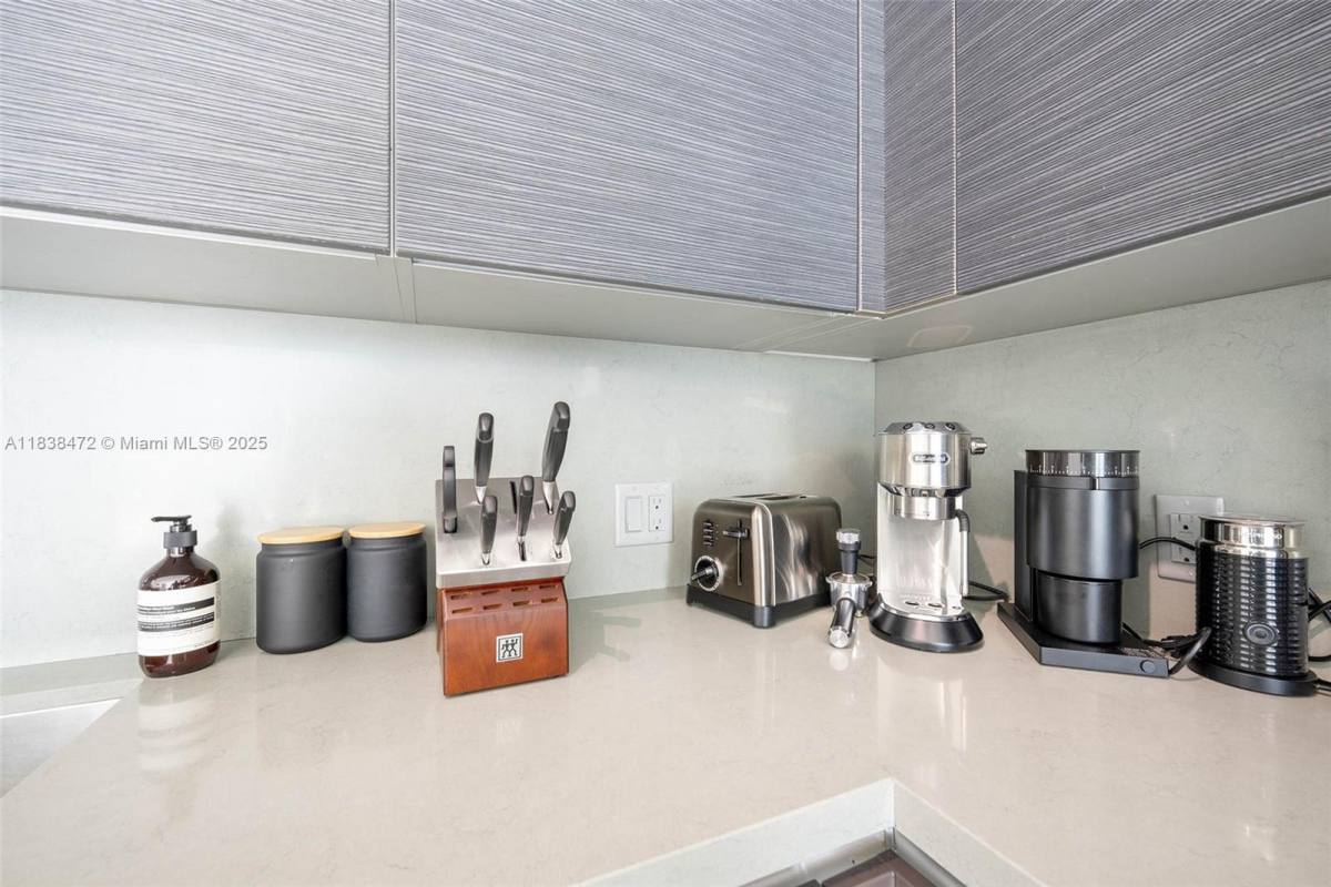 Apartment for rent at 1080 Brickell Ave #3805, Miami, FL 33131