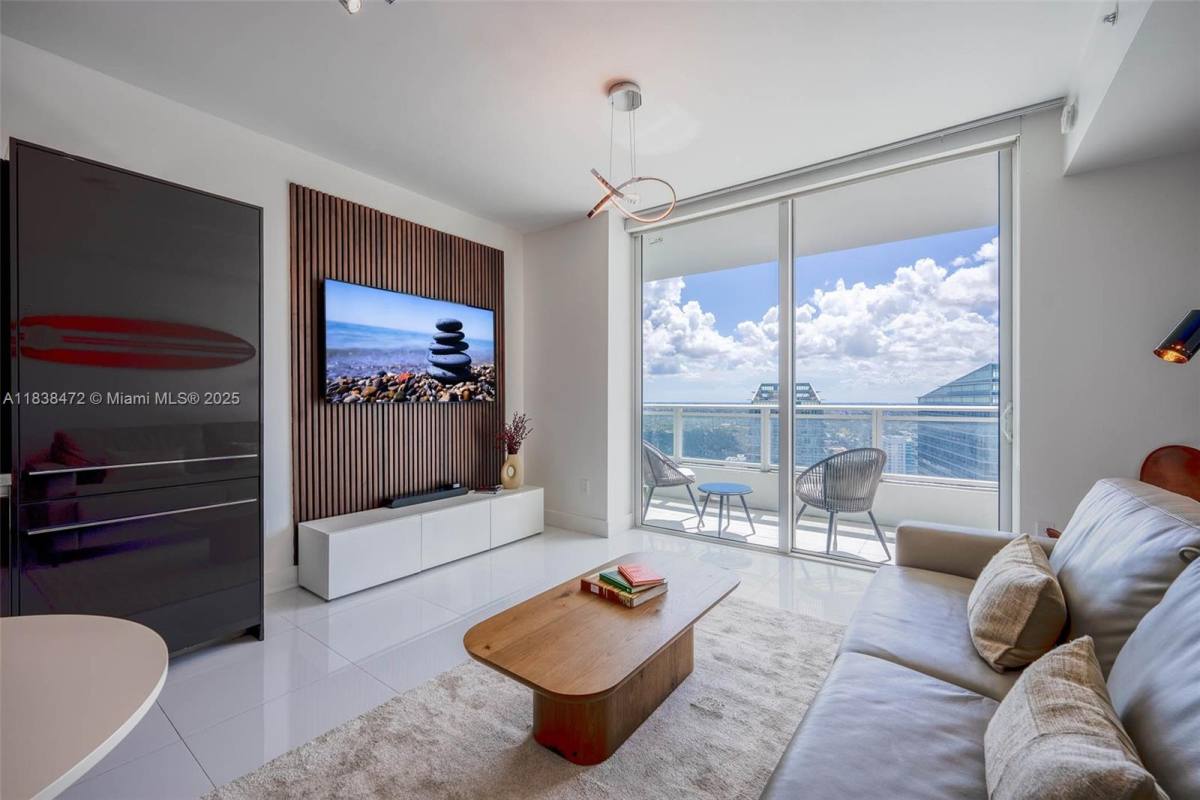 Apartment for rent at 1080 Brickell Ave #3805, Miami, FL 33131