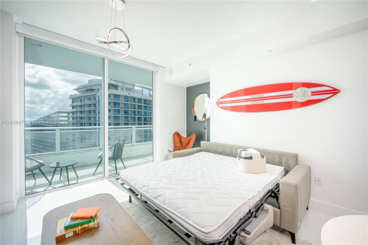 Apartment for rent at 1080 Brickell Ave #3805, Miami, FL 33131