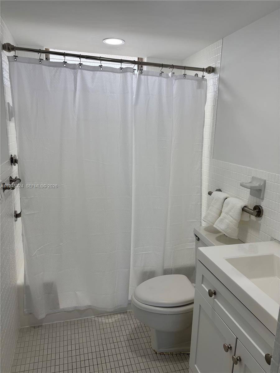 Apartment for rent at 2980 Point E Dr #2980D311, North Miami Beach, FL 33160