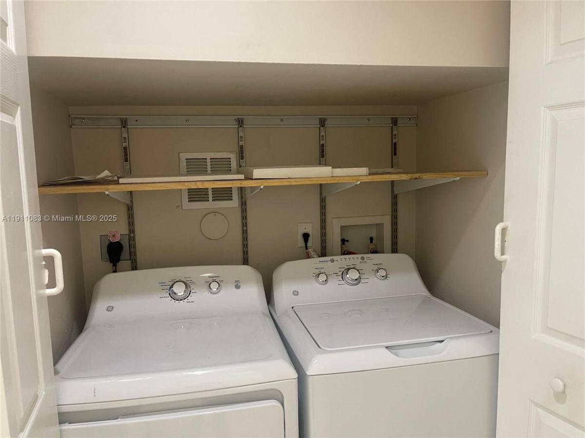 Townhouse for rent at 854 NW 208th Dr #854, Hollywood, FL 33029