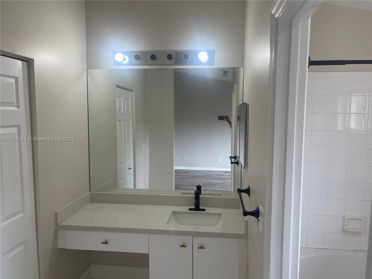 Townhouse for rent at 854 NW 208th Dr #854, Hollywood, FL 33029