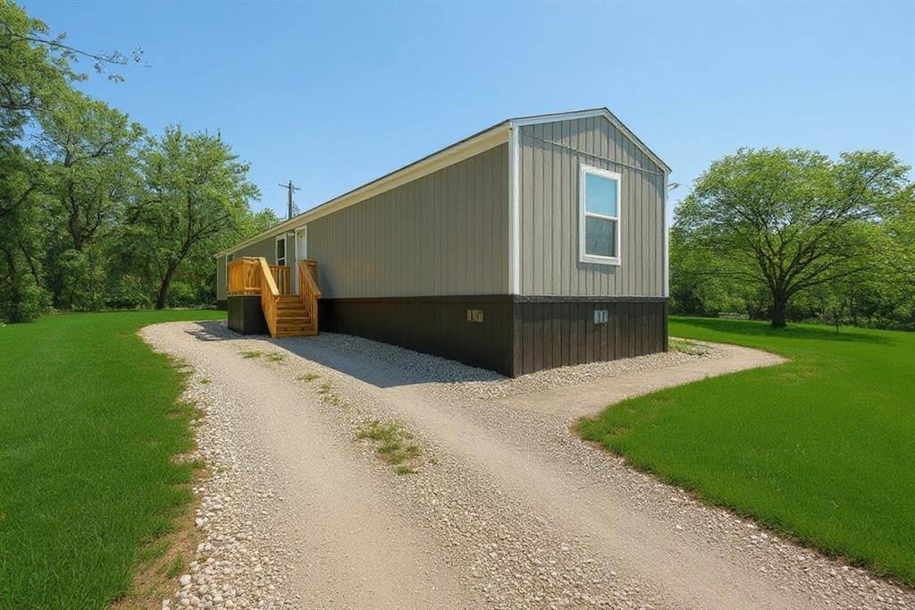 Apartment for rent at 4214 W Virginia Dr, Granbury, TX 76048