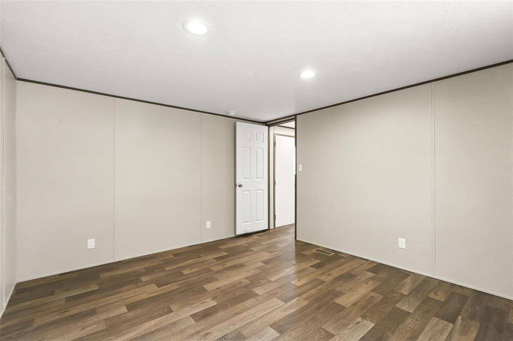 Apartment for rent at 4214 W Virginia Dr, Granbury, TX 76048