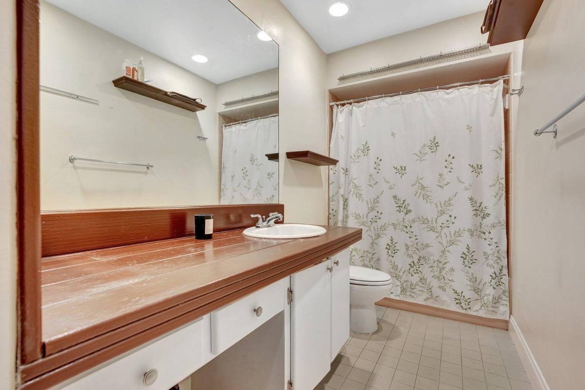 Condo for rent at 3040 NE 16th Ave #205, Fort Lauderdale, FL 33334
