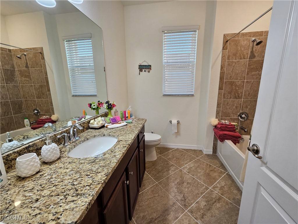 Apartment for rent at 10399 Prato Dr, Fort Myers, FL 33913