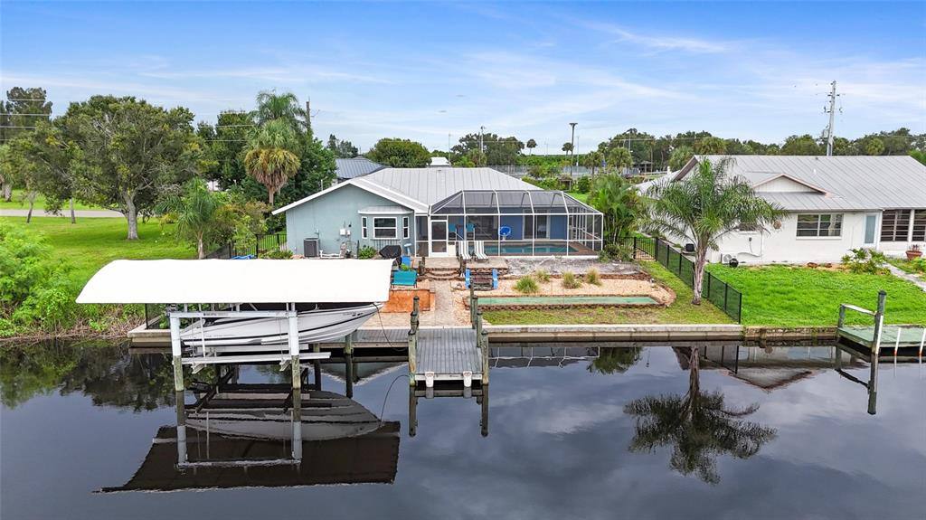 Apartment for rent at 27401 Voyageur Dr, Punta Gorda, FL 33983