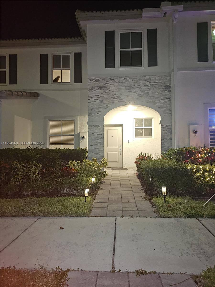 Townhouse for rent at 2637 SE 17th St, Homestead, FL 33035