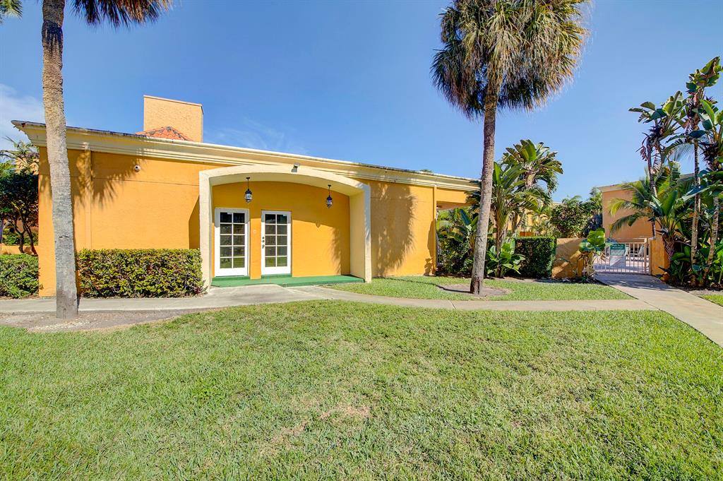 Apartment for rent at 18111 NW 68th Ave #18111I210, Hialeah, FL 33015
