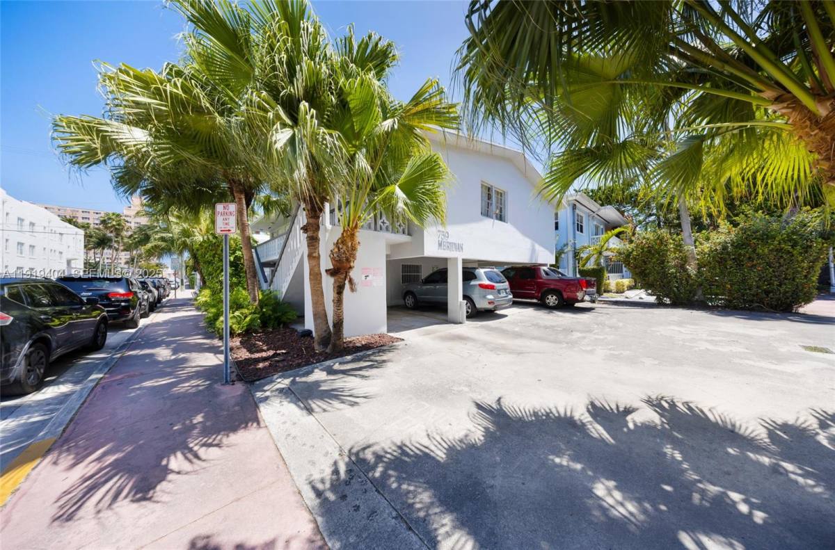 Apartment for rent at 759 Meridian Ave #759-3, Miami Beach, FL 33139